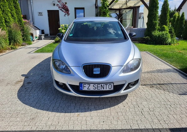 Seat Leon cena 16800 przebieg: 199000, rok produkcji 2008 z Góra małe 277
